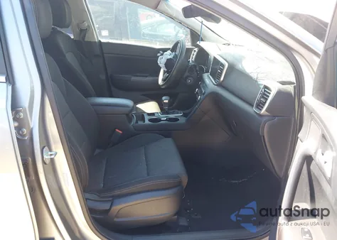 2021 Kia Sportage Lx z USA, uszkodzony, nr VIN KNDPM3AC1M7937207